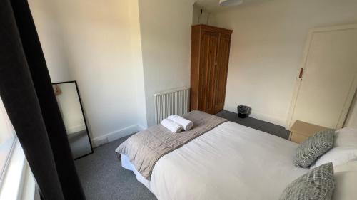 Redcliffe House | Perfect room 4