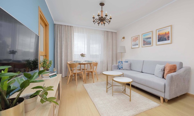 Ochota Apartment | Perfectly Located Exceptional Apartment in Warsaw by Noclegi Renters