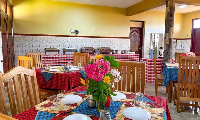 Karatu Hotel | PERIGRIN REST HOUSE