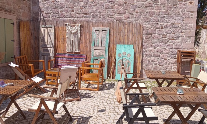 Ayvalik Bed & Breakfast | Perperene Konak