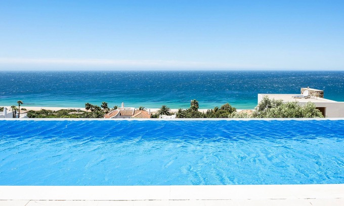 Atlanterra Villa | Pet-Friendly 'Villa de Lujo en Zahara' with Sea View, Pool, Garden & Wi-Fi