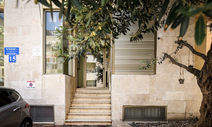 Kerem HaTeimanim Apartment | Pet-friendly 2BR Apt & Kitchen