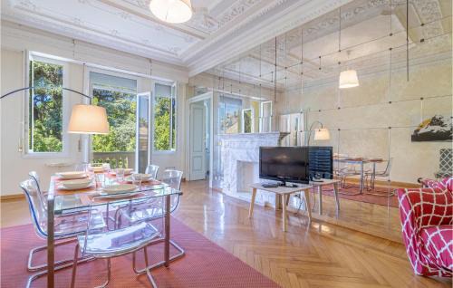 Albaro Apartment | Pet Friendly Apartment In Genova
