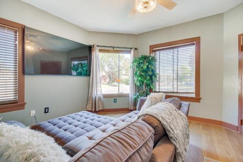 Dayton Apartment | Pet-Friendly Dayton Condo about 1 Mi to Downtown!