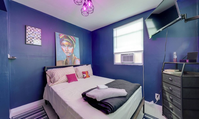 North Lauderdale House | Pet-Friendly Fort Lauderdale Home: 8 Mi to Beach!