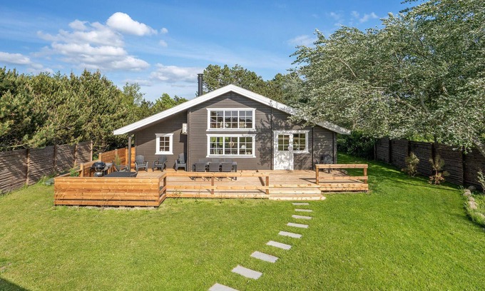 Elsegarde Strand House | Pet friendly home in Ebeltoft with WiFi