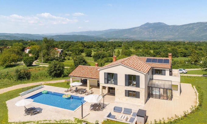 Krsan House | Pet friendly home in Krsan with sauna