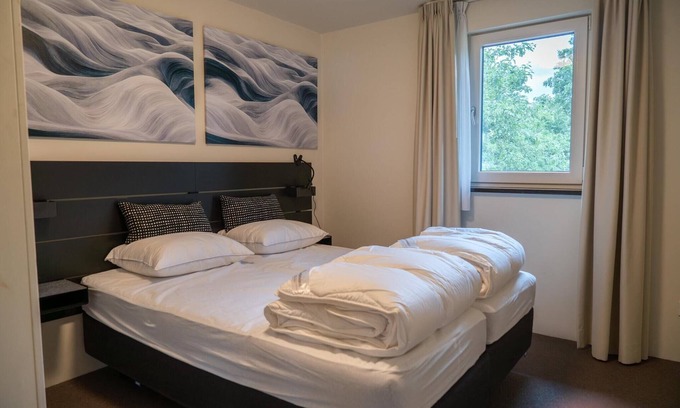 Beesel House | Pet Friendly & Peaceful Stay