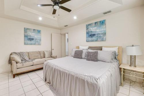 San Juan House | Pet-Friendly San Juan Home with Private Yard and Grill