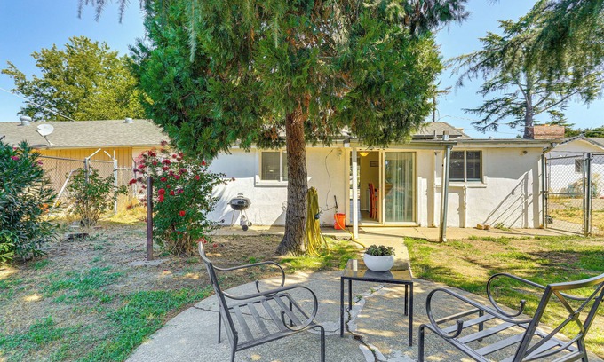 Red Bluff Apartment | Pet-Friendly Unit w/Yard Near Sacramento River!