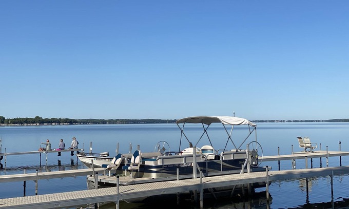Glenwood Hotel | Peters Sunset Beach Resort