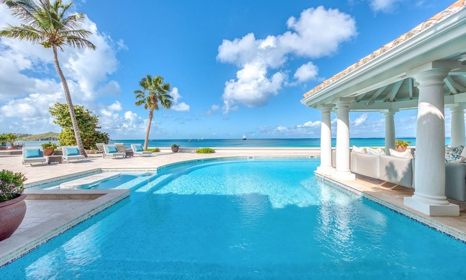 Grand Case Villa | Petite Plage 5 - Exclusive Beachfront Villa