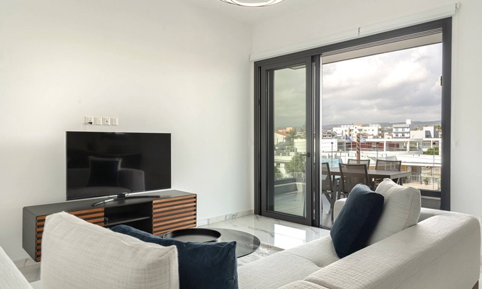 Kato Polemidia Apartment | Phaedrus Living: Limassol Opalia Residences Jade