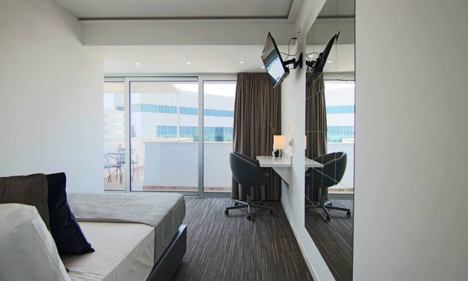 Acropolis Apartment | Phaedrus Living: Luxury Suite Nicosia 504