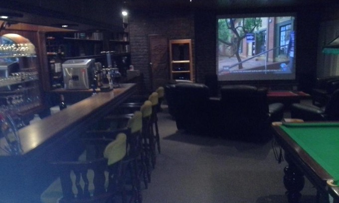 Newcastle House | Pheasant's Rest