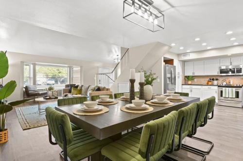 Pleasant Valley Estates House | Phoenix Haven - 4BR - Sleeps 10- Fire pit - Golf- Yard games