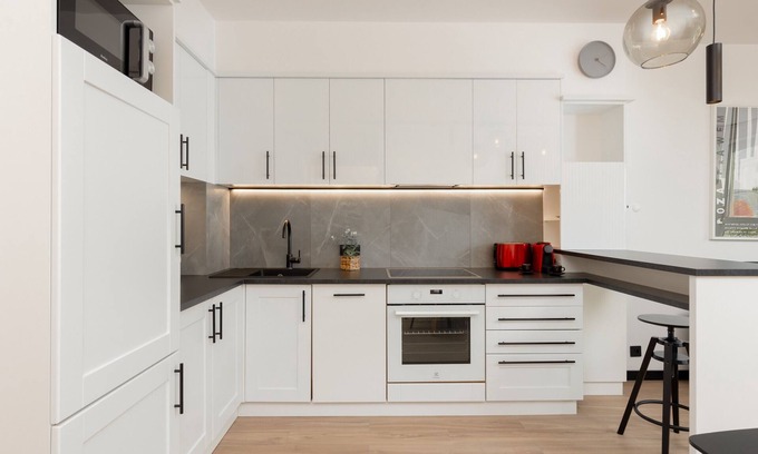Piaseczno Apartment | Piaseczno Stylish Apartment by Renters