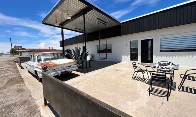 Marfa House | Pik-Pak C - "Margaret’s Place"