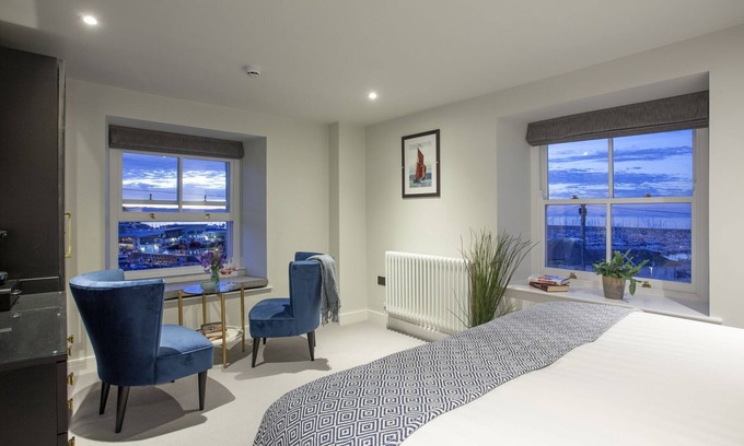 Brixham Hotel | Pilgrim, Maritime Suites - a suite that sleeps 2 guests in 1 bedroom