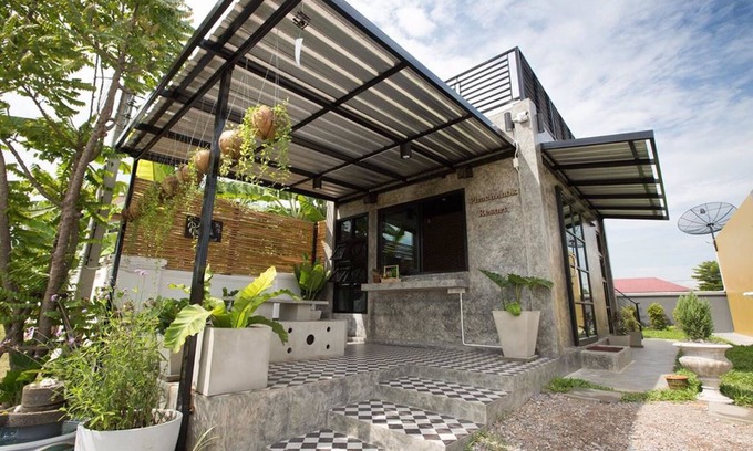 Phetchaburi Hotel | Pimchanok Resort