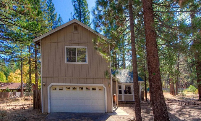 Pioneer Trail House | Pine Haven by Lake Tahoe Accommodations