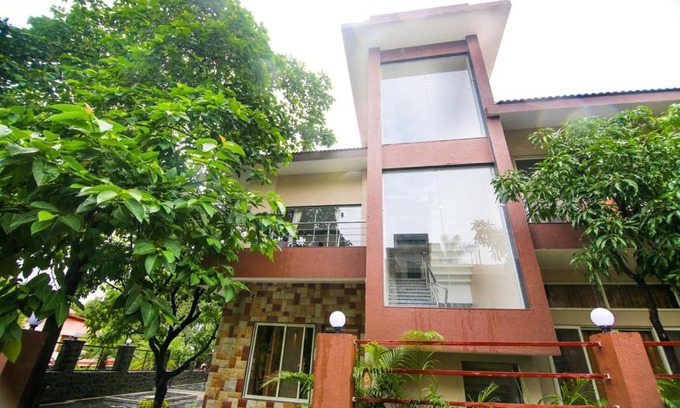 St.Stanislaus Villa Villa | Pine Villa- Blanca