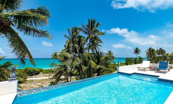 Governor's Harbour House | Pineapple House 4 Bedroom Home