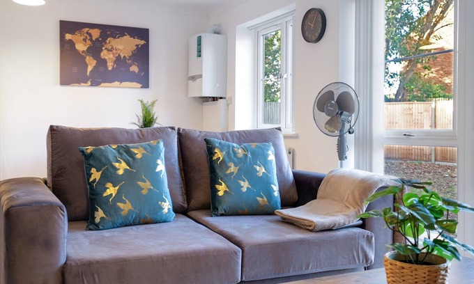 Iver Apartment | Pinewood 2 Bedroom Apartment 02 By Arista Living
