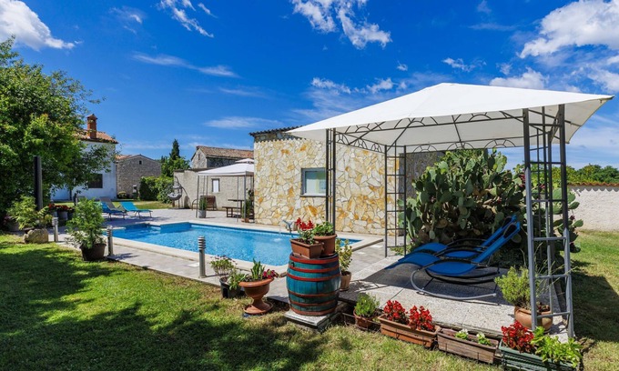 Pinezici House | Pinezici by Interhome