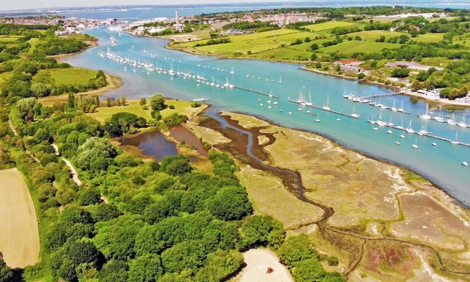 Whippingham Cabin | Pinkmead Estate and Vineyard