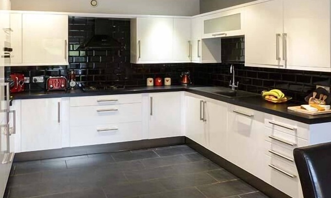 Cowling Cottage | Pinnacle View