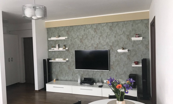 Pipera Apartment | PIPERA LAKE VIEW BRIGHT APARTAMENT