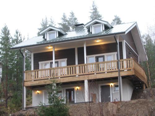 Joutsa House | Pitkäniemen Lomamökit