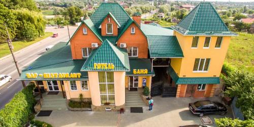 Maliyevtsy Hotel | Pivdenna Brama