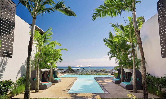 Pointe aux Biches Apartment | PLAGE BLEUE BEACHFRONT APARTMENTS BY LOV