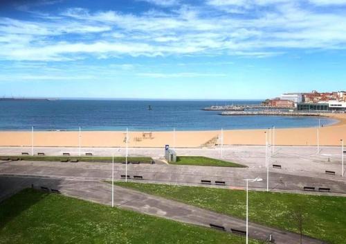 Distrito Oeste Apartment | Playa A - Primera línea de playa