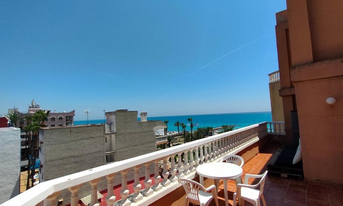 El Grau de Moncofa Apartment | Playa Paradís - Primera linea de playa - AP-7 3min - Self check-in 24h