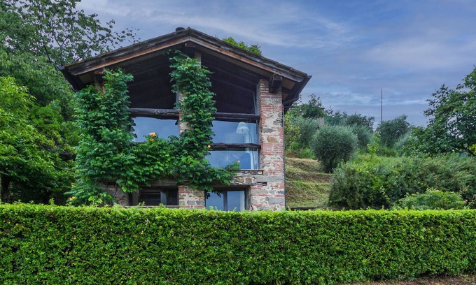 Pescia House | Podere Piastriccio/Casa di Vetro by Interhome