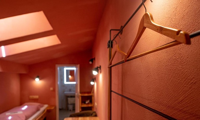 Libchavy House | Podkrovní pokojíky s kuchyňkou a venkovním i vnitřním posezením