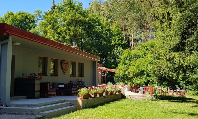 Krasnogruda House | Pokoje Gościnne "Szkoła"