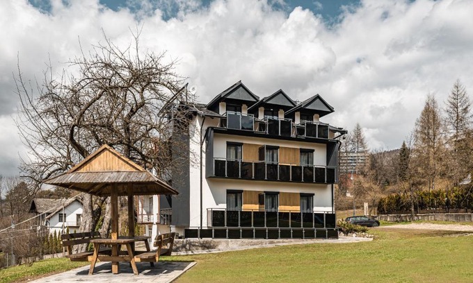 Szczawnica House | Pokoje gościnne Włóczykij