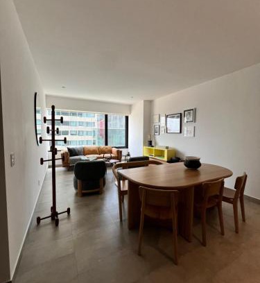 Ampliacion Granada Apartment | Polanco Chic Retreat