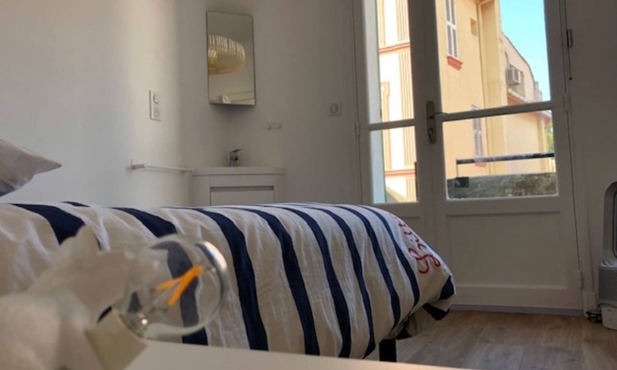 Porquerolles Apartment | PORQUEROLLES very comfortable apartment +