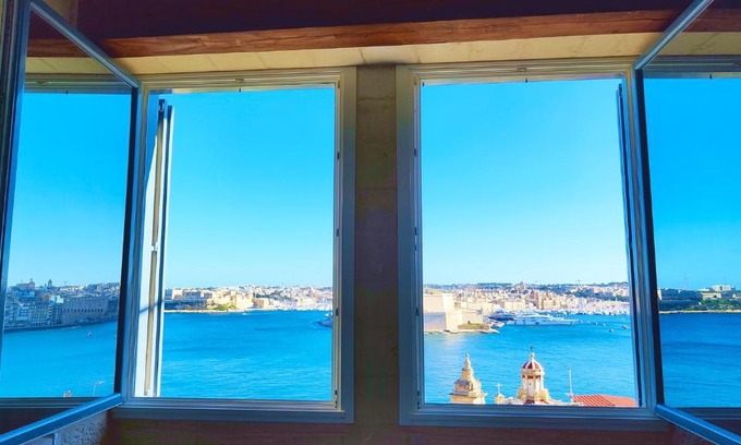 Valletta House | Port 531 Savynomad Harbour Residences Valletta wow Views