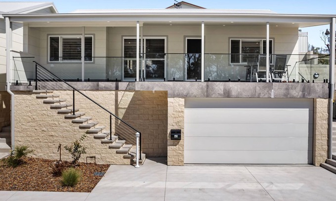 Port Stephens Council House | Port Stephens Family Hideaway