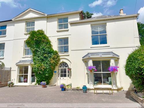 Whitchurch House | Portland House