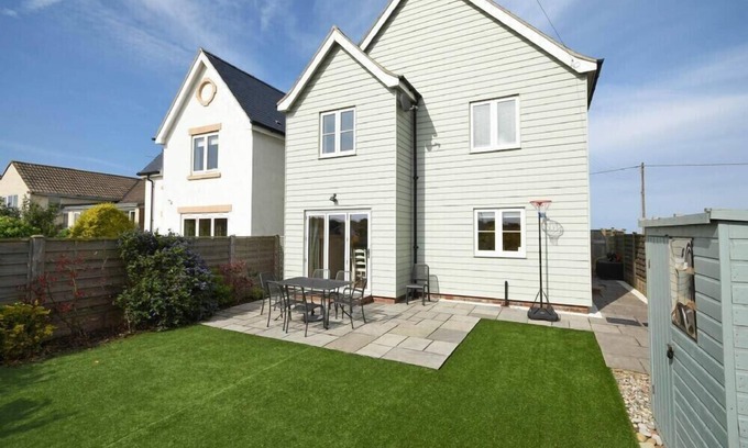 Beadnell Cottage | PORTLAND, pet friendly, country holiday cottage in Beadnell