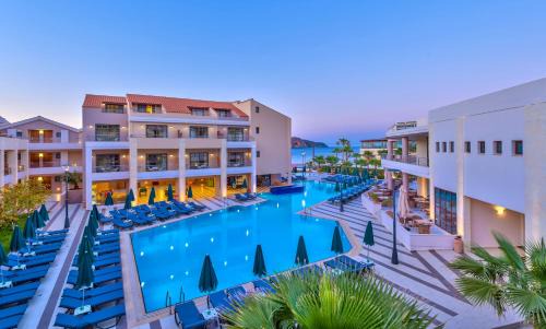 Platanias Town Resort | Porto Platanias Beach Resort & Spa