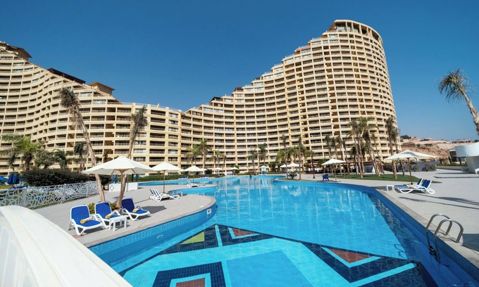 Ras Sudar Hotel | Porto Sokhna Beach Resort