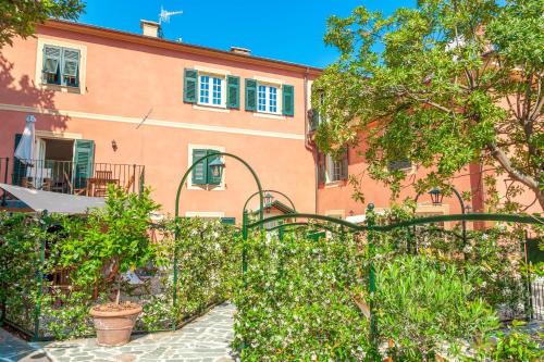 Levanto House | PORTOVECCHIO